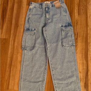 Madewell Women's Light Blue Cargo Jeans